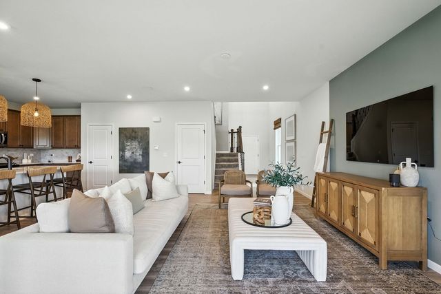 141 Daltrey Drive, Oswego, IL 60543