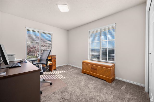 1543 N CHERRY BLOSSOM DR, Farmington, UT 84025