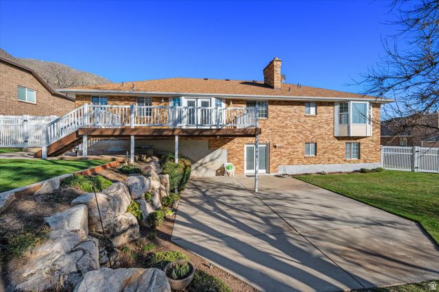 1543 N CHERRY BLOSSOM DR, Farmington, UT 84025