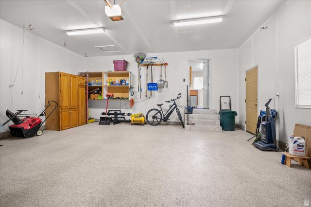 1543 N CHERRY BLOSSOM DR, Farmington, UT 84025