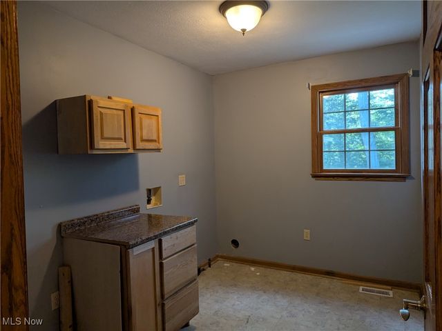 2575 Myersville Road, Uniontown, OH 44685