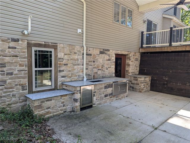 2575 Myersville Road, Uniontown, OH 44685