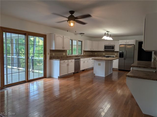 2575 Myersville Road, Uniontown, OH 44685