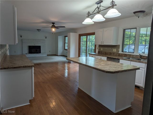 2575 Myersville Road, Uniontown, OH 44685