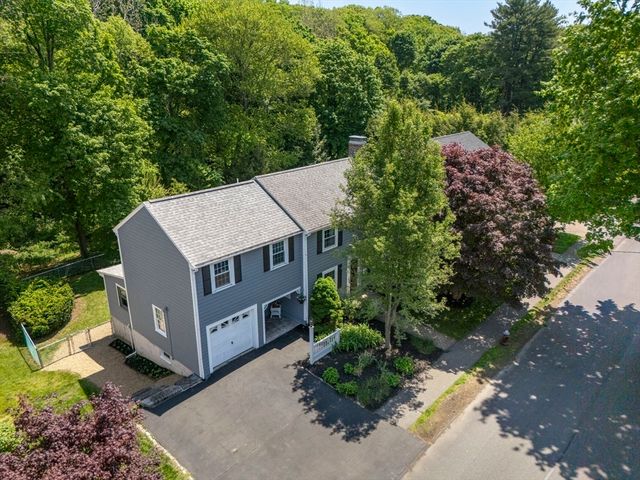 24 School St, Milton, MA 02186