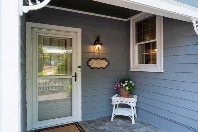 24 School St, Milton, MA 02186