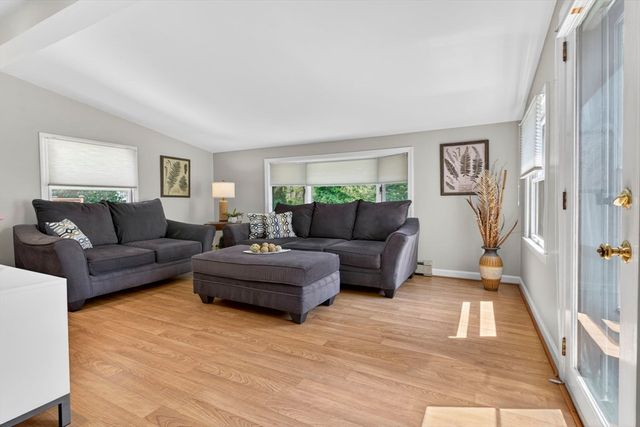 24 School St, Milton, MA 02186