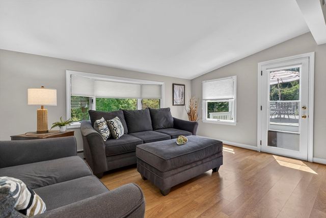 24 School St, Milton, MA 02186