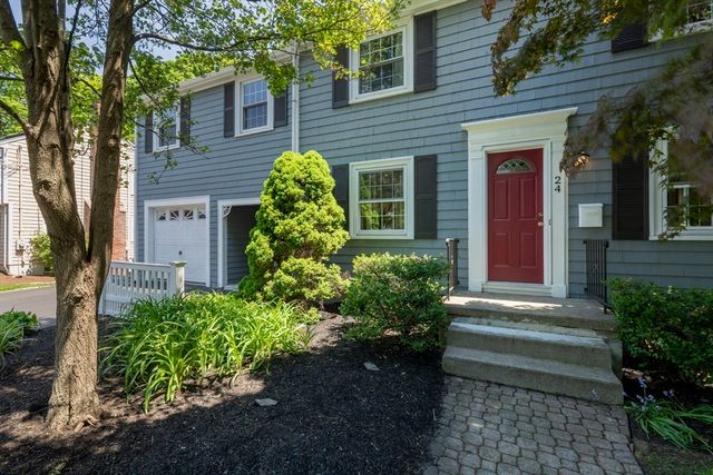 24 School St, Milton, MA 02186