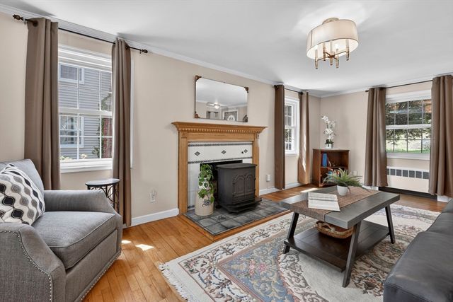 24 School St, Milton, MA 02186