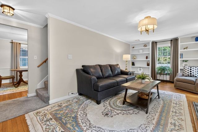 24 School St, Milton, MA 02186