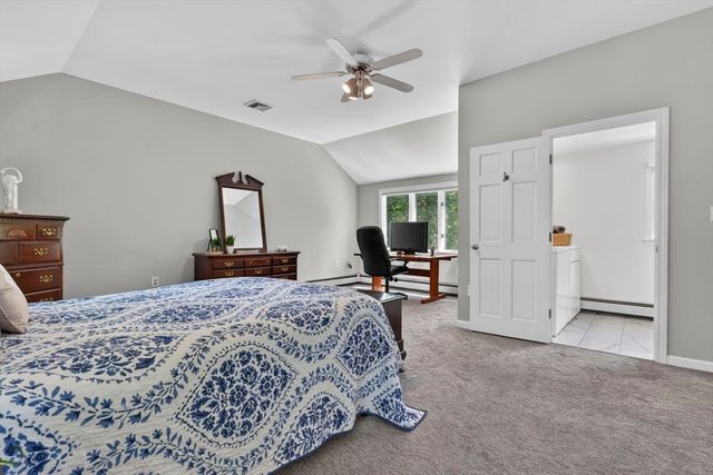 24 School St, Milton, MA 02186