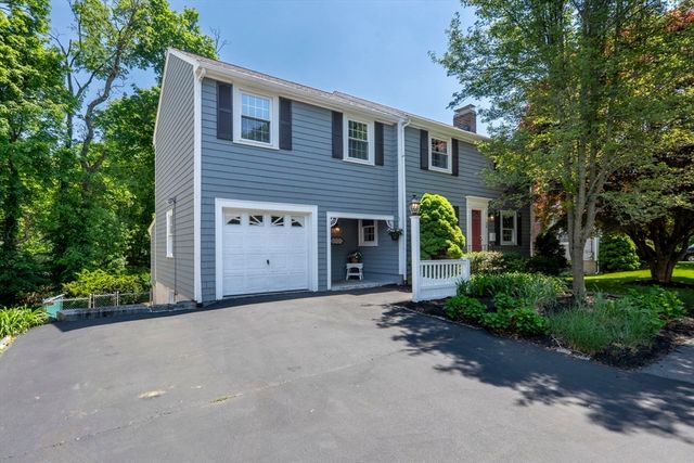 24 School St, Milton, MA 02186