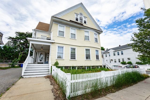 102 Salem St 3, Malden, MA 02148