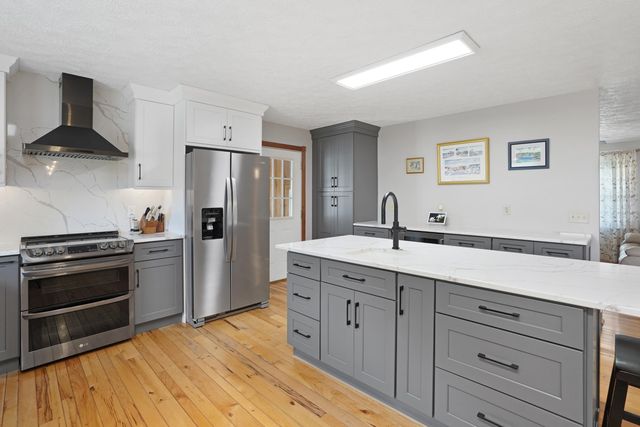5320 Old Franklin, Glade Hill, VA 24092