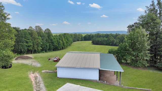 5320 Old Franklin, Glade Hill, VA 24092
