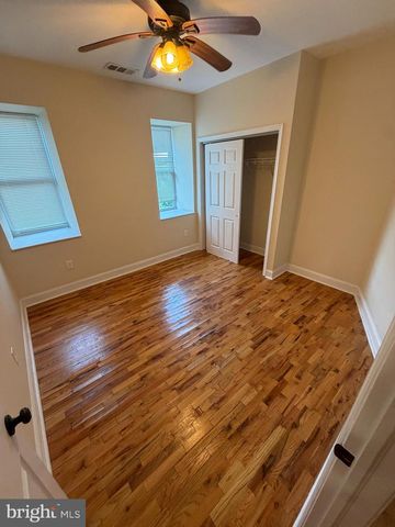 10 WOODMONT RD, Conshohocken, PA 19428