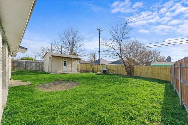 5516 Maple Lane, Rowlett, TX 75089