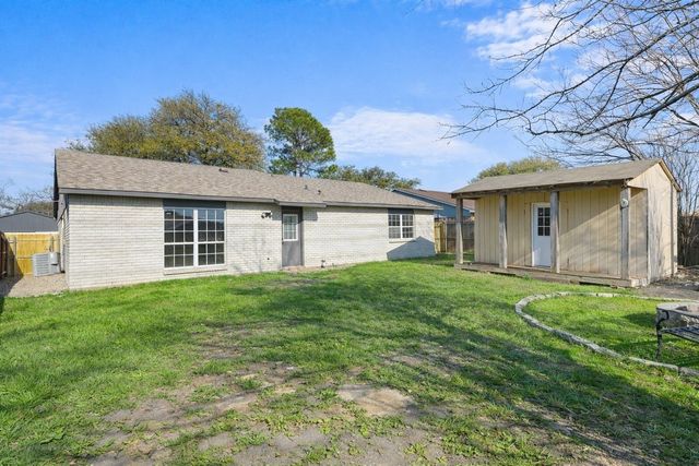 5516 Maple Lane, Rowlett, TX 75089