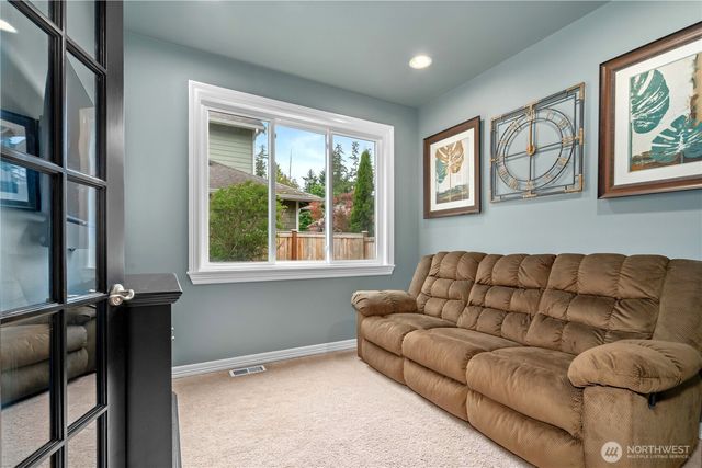 23889 Fairfax Street, Black Diamond, WA 98010