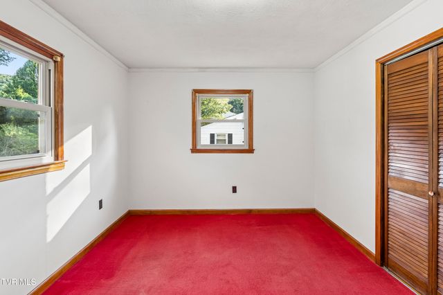 707 Hilltop Drive, Johnson City, TN 37604