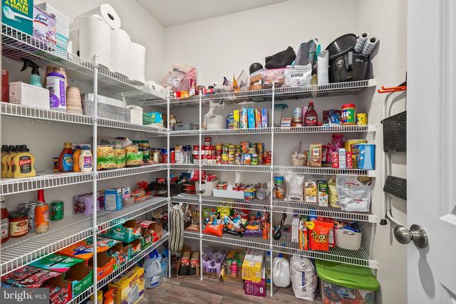 216 LEHIGH DR, Winchester, VA 22602