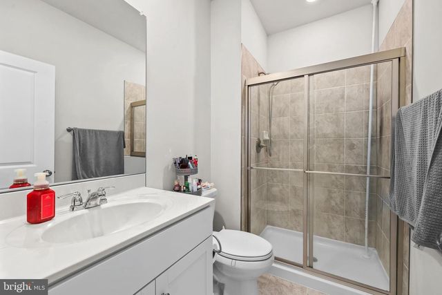 216 LEHIGH DR, Winchester, VA 22602