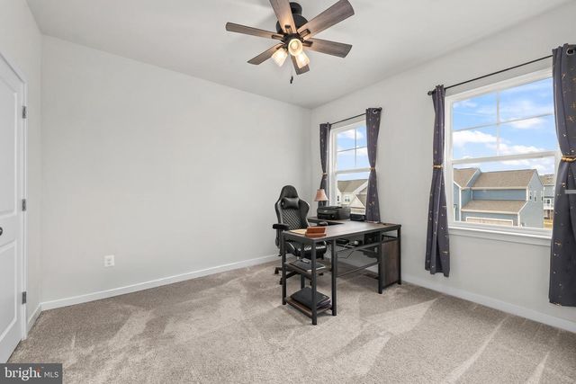 216 LEHIGH DR, Winchester, VA 22602