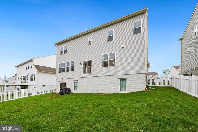 216 LEHIGH DR, Winchester, VA 22602