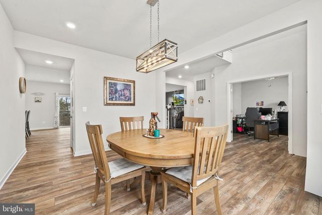 216 LEHIGH DR, Winchester, VA 22602