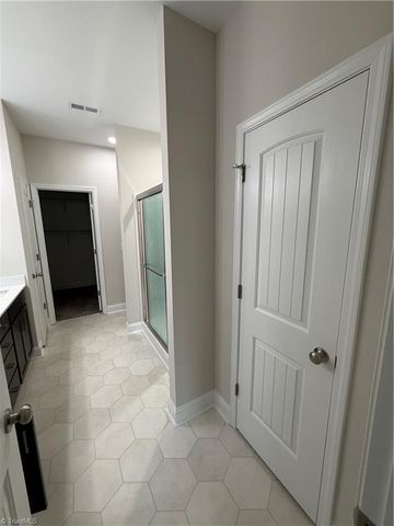 1457 Dappledown Street 65, Kernersville, NC 27284