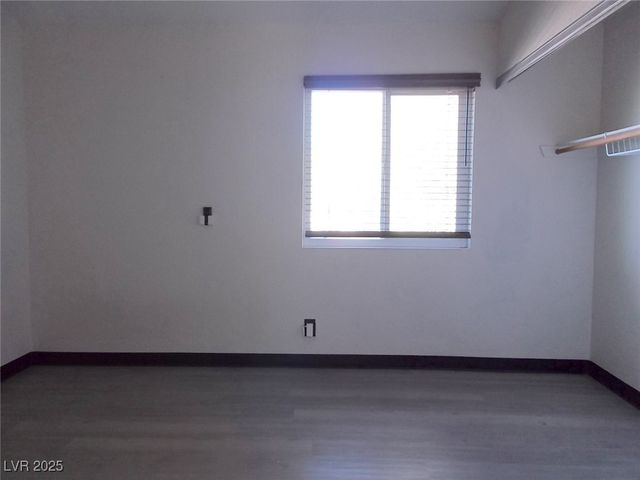 1506 Champagne Circle, Las Vegas, NV 89119