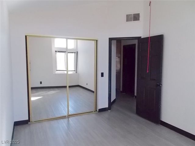 1506 Champagne Circle, Las Vegas, NV 89119