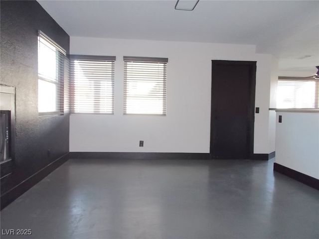 1506 Champagne Circle, Las Vegas, NV 89119