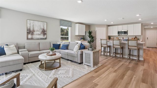 2074 NE 28TH PLACE, Ocala, FL 34470