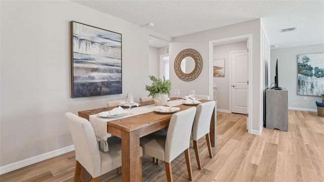 2074 NE 28TH PLACE, Ocala, FL 34470