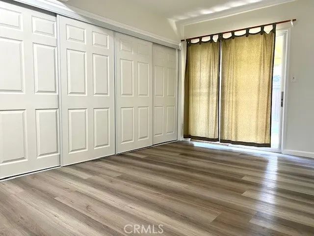 8954 Chimineas Avenue, Northridge, CA 91325