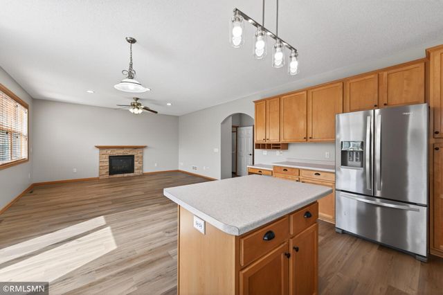 18017 68th Avenue N, Maple Grove, MN 55311