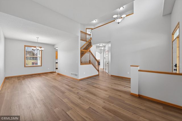 18017 68th Avenue N, Maple Grove, MN 55311