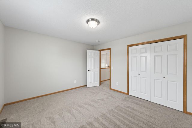 18017 68th Avenue N, Maple Grove, MN 55311