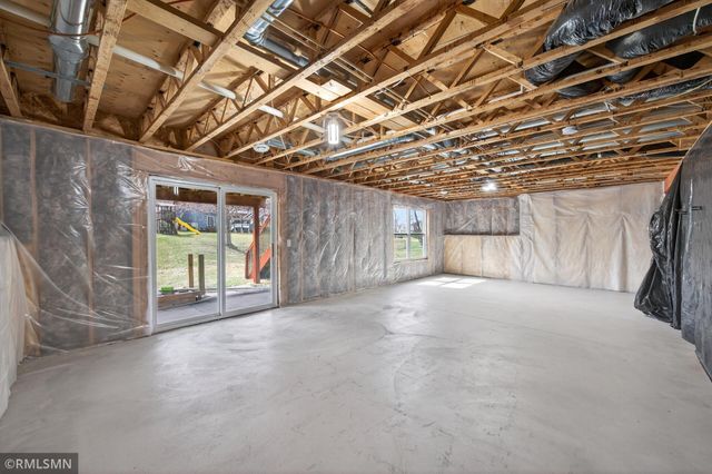 18017 68th Avenue N, Maple Grove, MN 55311