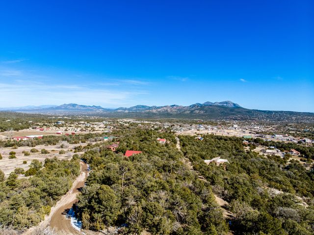 18 Calle Del Caballo NE, Sandia Park, NM 87047