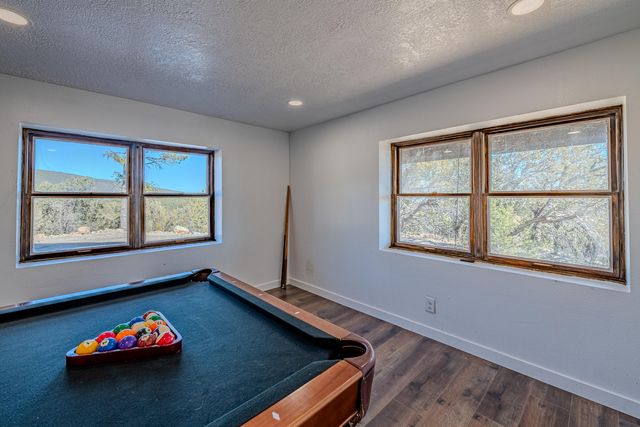 18 Calle Del Caballo NE, Sandia Park, NM 87047