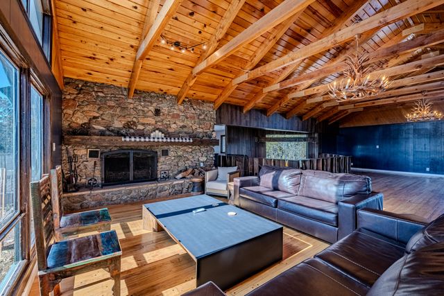 18 Calle Del Caballo NE, Sandia Park, NM 87047