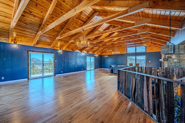 18 Calle Del Caballo NE, Sandia Park, NM 87047