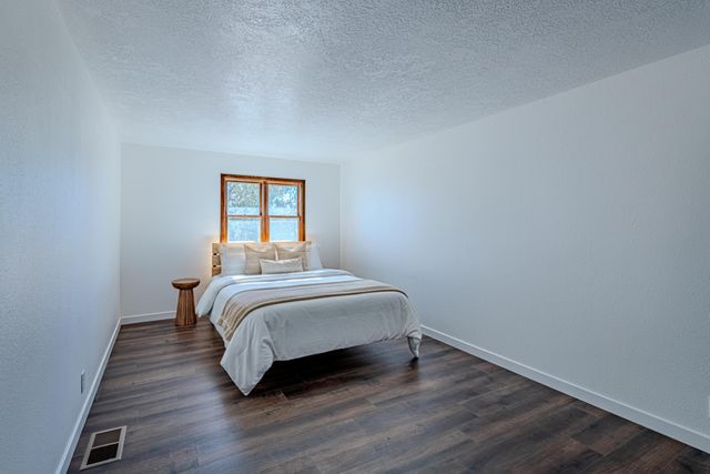 18 Calle Del Caballo NE, Sandia Park, NM 87047