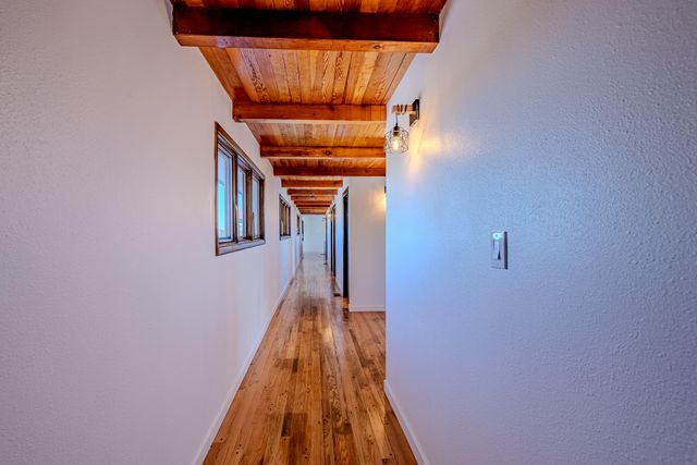 18 Calle Del Caballo NE, Sandia Park, NM 87047