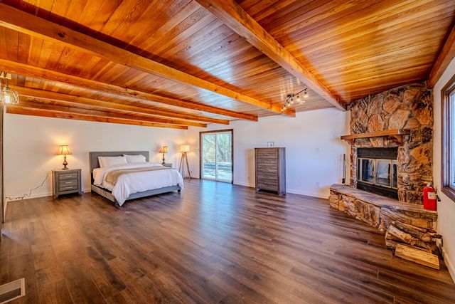 18 Calle Del Caballo NE, Sandia Park, NM 87047