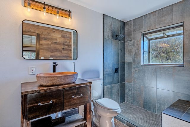 18 Calle Del Caballo NE, Sandia Park, NM 87047