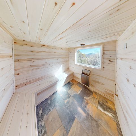 18 Calle Del Caballo NE, Sandia Park, NM 87047